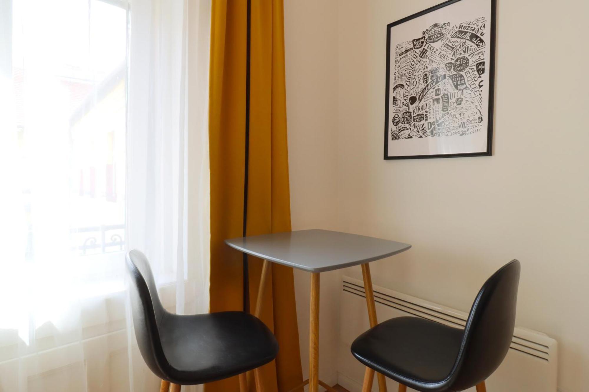 A13 Downtown Apartments With Parking Budapest Exterior photo